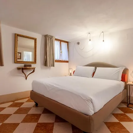 Apartment San Silvestro House *