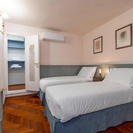 San Silvestro House Apartment Venice