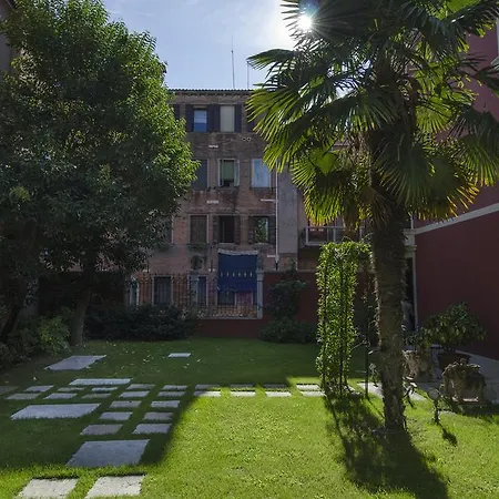 Ca' Nigra Lagoon Hotel 4*