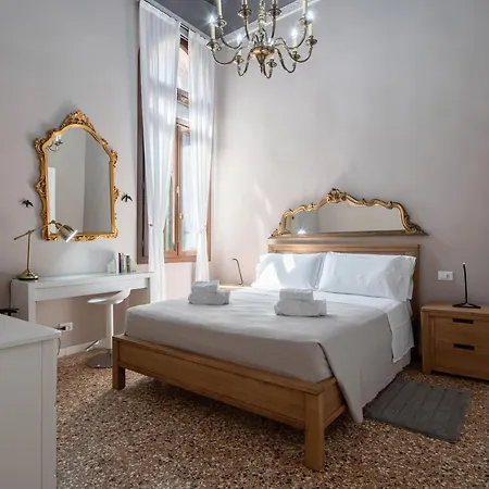 Sisila Apartment *