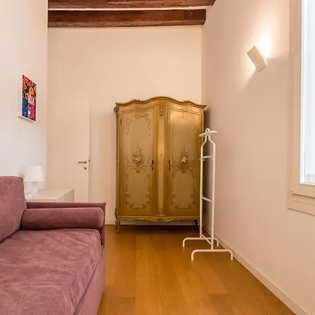 Gallery House Venice