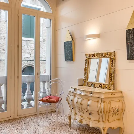 Gallery House Apartment Venice