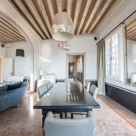 Ca' Erizzo Dream Apartment, Spectacular Views From The Amazing Terrace! * Venice