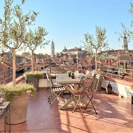 Apartment Ca' Erizzo Dream Apartment, Spectacular Views From The Amazing Terrace! Venice