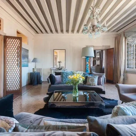 Ca' Erizzo Dream Apartment, Spectacular Views From The Amazing Terrace! Apartment