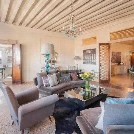 Ca' Erizzo Dream Apartment, Spectacular Views From The Amazing Terrace!