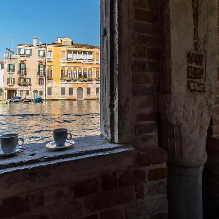 Ca' Del Fontego - Luxury Grand Canal Villa Venice