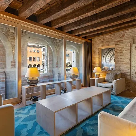 Villa Ca' Del Fontego - Luxury Grand Canal Venice