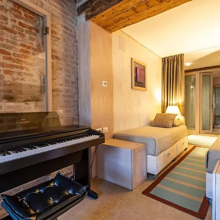 Villa Ca' Del Fontego - Luxury Grand Canal Venice