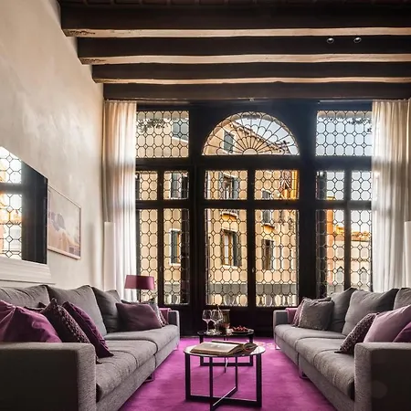 Palazzo Soranzo Noble Floor R&r