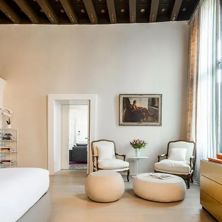 Palazzo Soranzo Noble Floor R&r