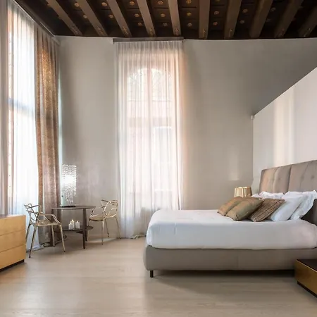 Palazzo Soranzo Noble Floor R&r Venice
