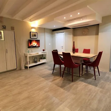 San Marco Fenice 3bdr 2bth