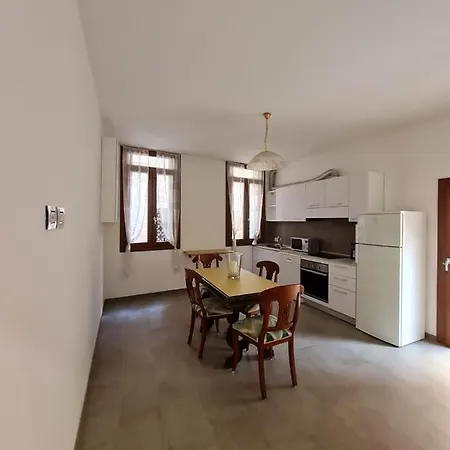 With Private Courtyard Venice