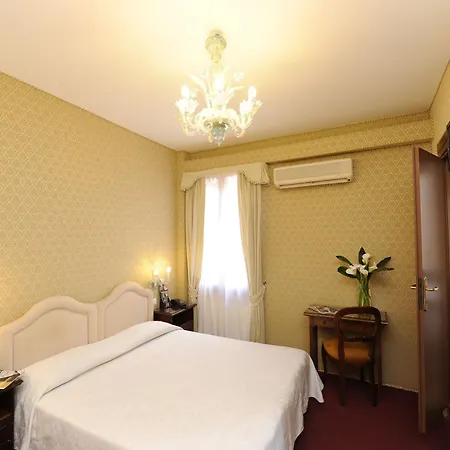 Rosa 2* Venedig