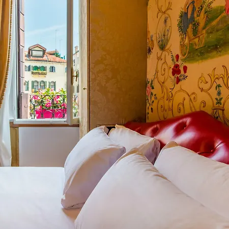 Santo Stefano Hotel