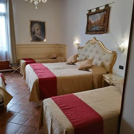 Alloggi Ss Giovanni E Paolo Guest house