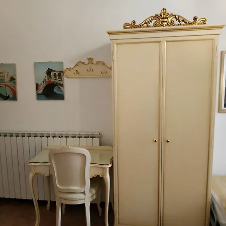 Guest house Alloggi Ss Giovanni E Paolo