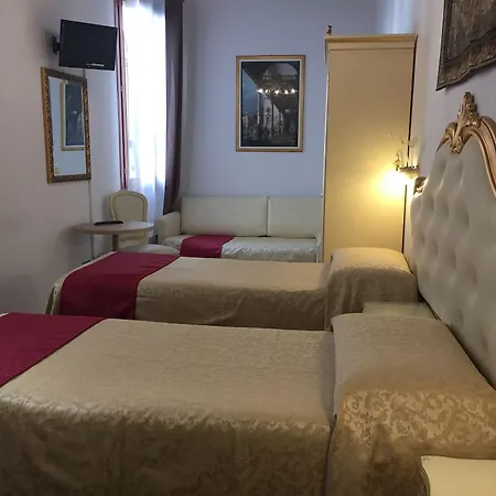 Alloggi Ss Giovanni E Paolo 2* Venice