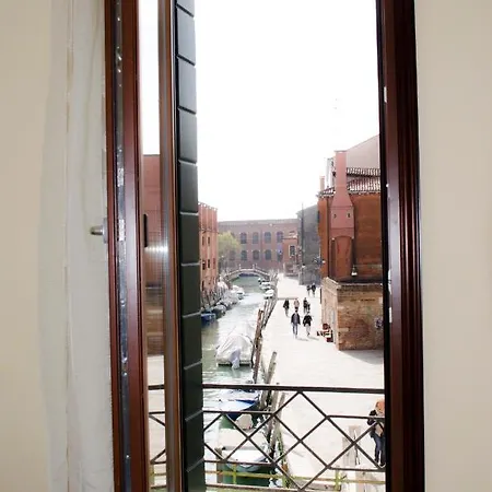 Apartment Lucy *