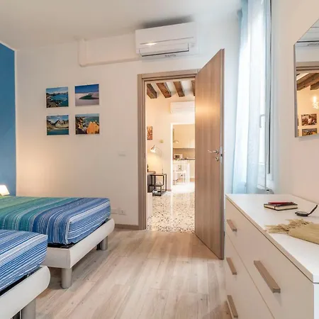 Ponte Squero Flat M0270423226 Apartment