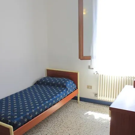 Hostel Biennale * Venice