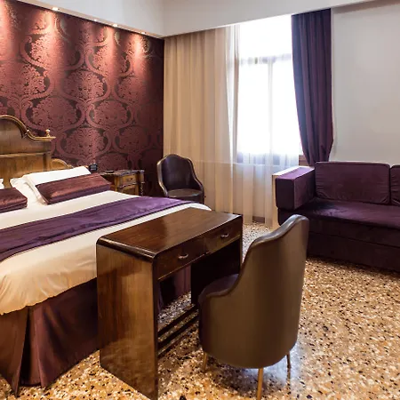 Locanda Leon Bianco On The Grand Canal 3*