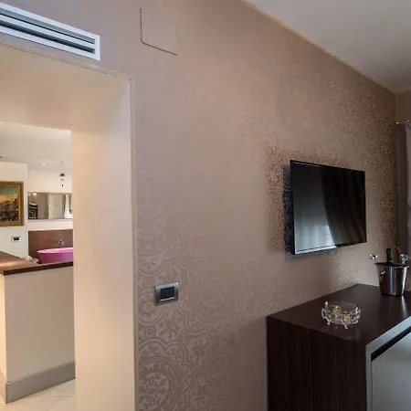 Guest house Locanda Leon Bianco On The Grand Canal 3*