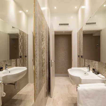 Locanda Leon Bianco On The Grand Canal Guest house Venice