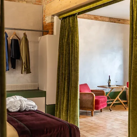 Locanda Leon Bianco On The Grand Canal Venice
