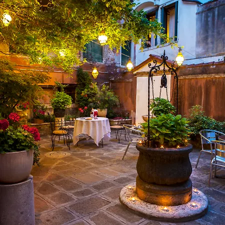 Hotel San Moise 3*