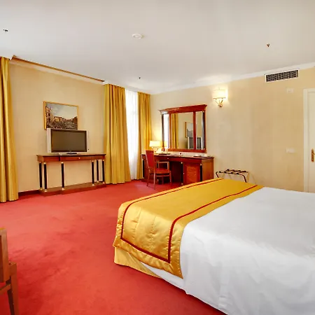 Dona Palace 4*