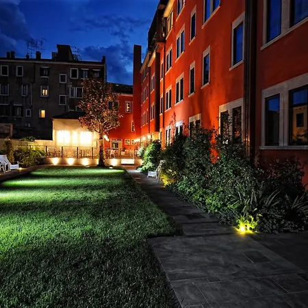 Carnival Palace - Collection Hotel Venice