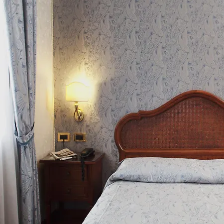 Ca' D'oro - Wenice Deep Culture Hotel 3*