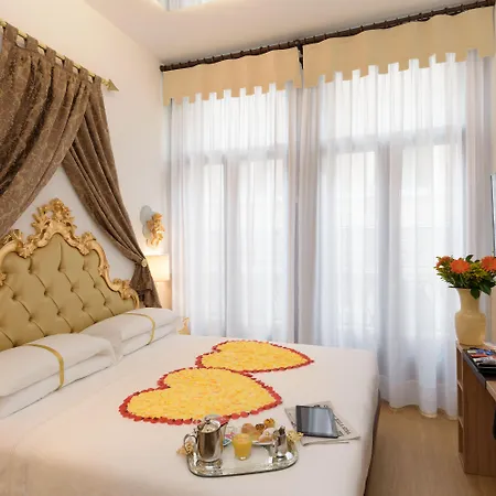 Unahotels Ala Hotel Venezia
