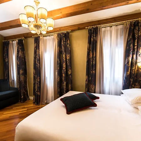 Hotell Campiello 3*