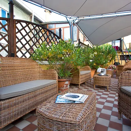 Conterie 3*