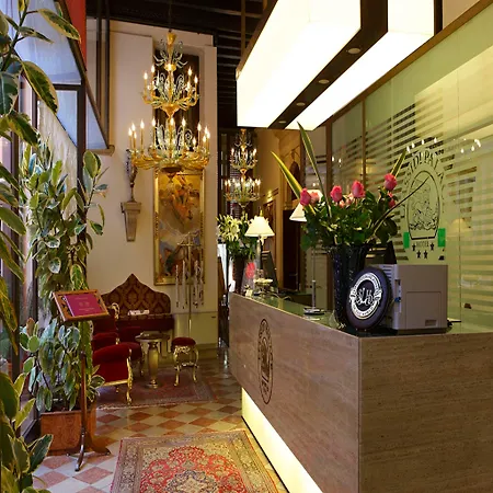 Hotel Liassidi Palace Venice