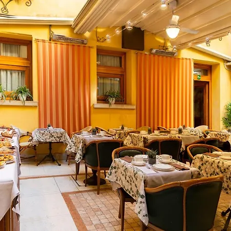 Santa Marina Hotel 4*