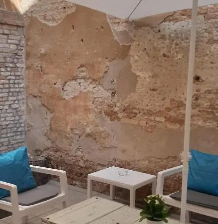 With Private Courtyard Venice