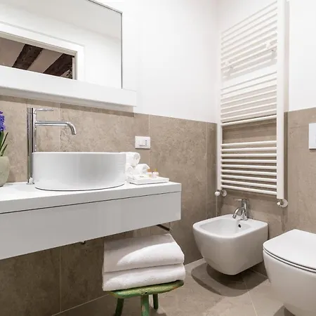 Residenza San Silvestro * Venice