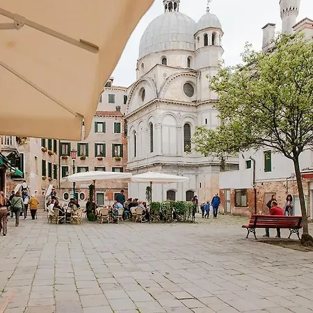 Delightful At 5 Mins From Rialto Bridge Apartment