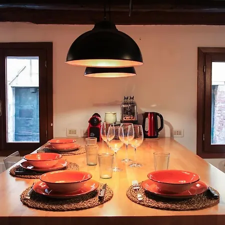 Erbe Canal View Private House Holiday home *