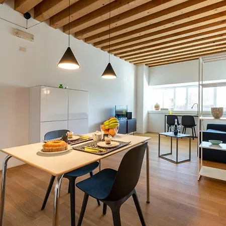 Mel House * Venice