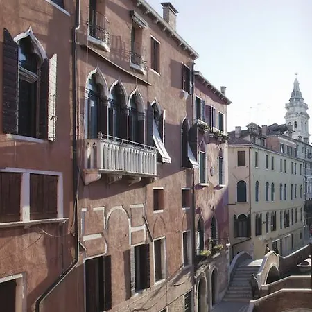 Apartment Palazzetto San Lio, Rialto *