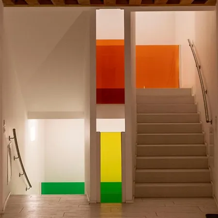 Mel House *