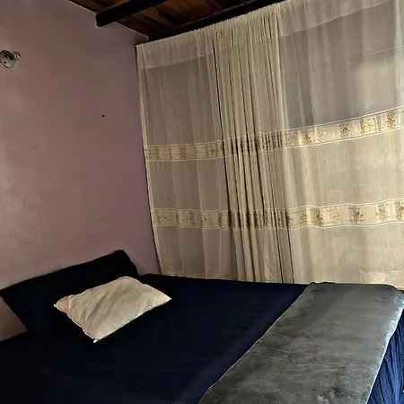 Homestay Suites 1923 Downtown Center