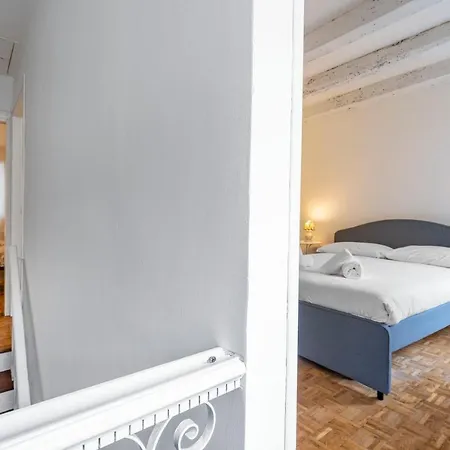 Ca' Del Sol Apartment *
