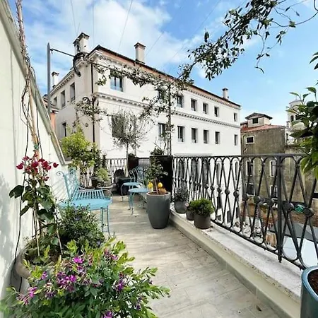 Ca Cornelia - A Rooftop Terrace With Dazzling View Apartment