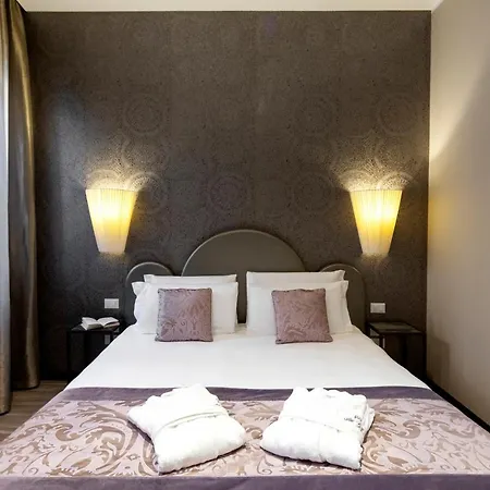 Alle Guglie Boutique Hotel 3*